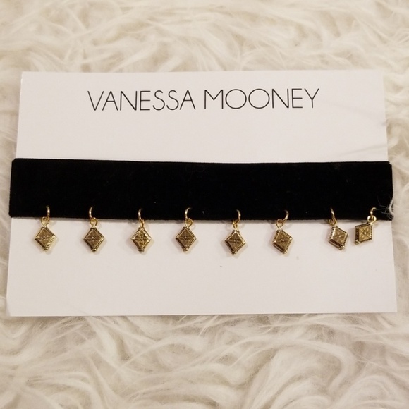 💕VANESSA MOONEY💕 Sofia Velvet Statement Necklace - Picture 8 of 8